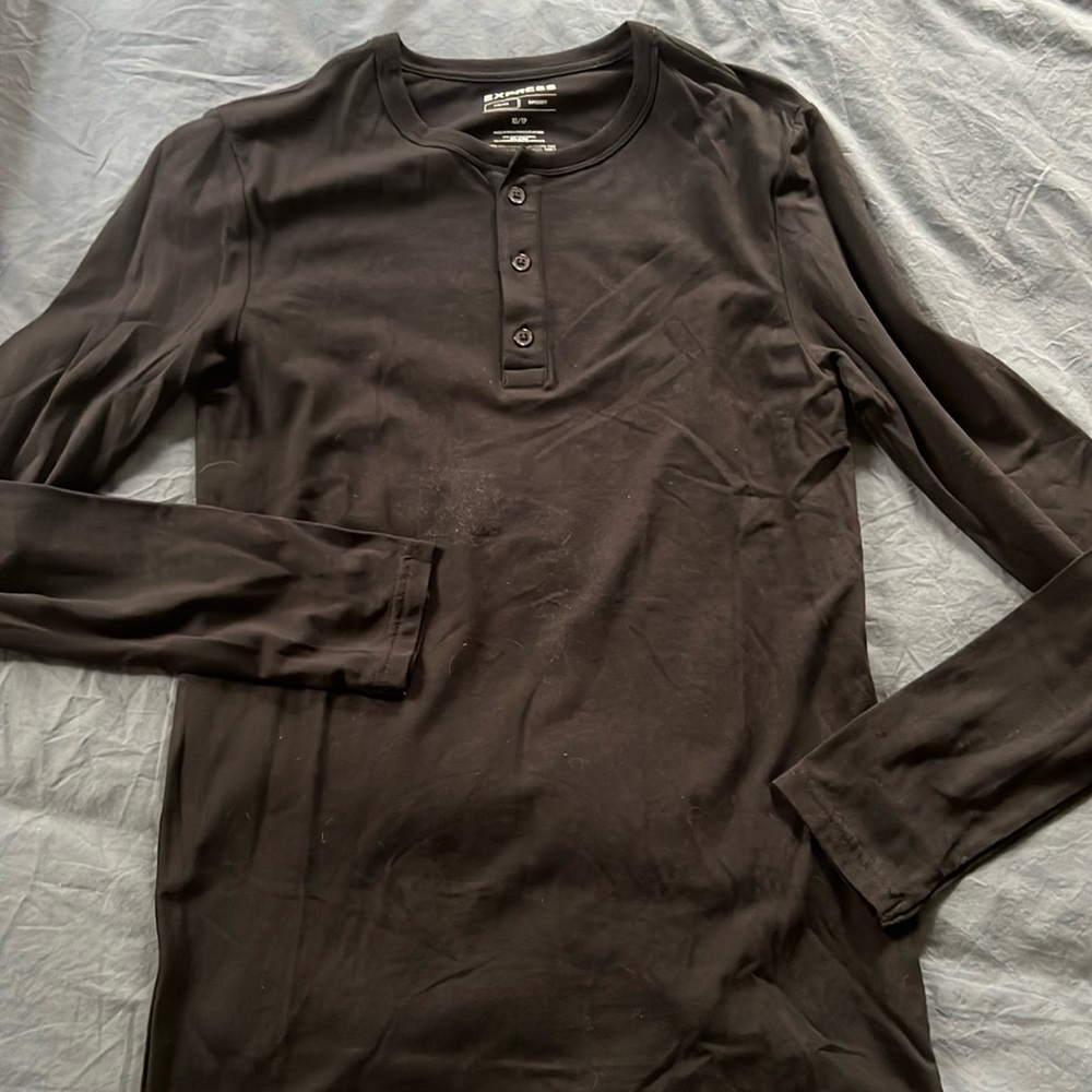 Men’s long sleeve henley